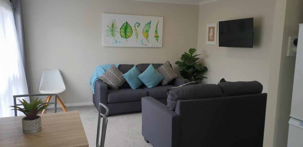 Rose Apartments Unit 6 Central Rotorua-Accommodation & Spa ภายนอก รูปภาพ